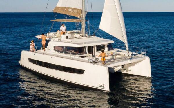 Bali 5.4 - Yacht Charter Caribbean