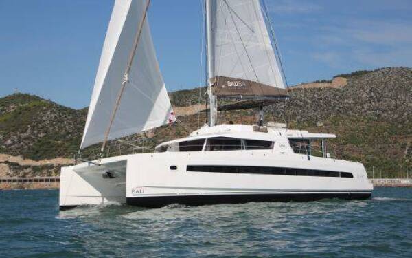 Bali 5.4 - Yacht Charter Caribbean