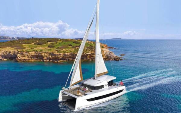 Bali Catsmart - Yacht Charter Caribbean