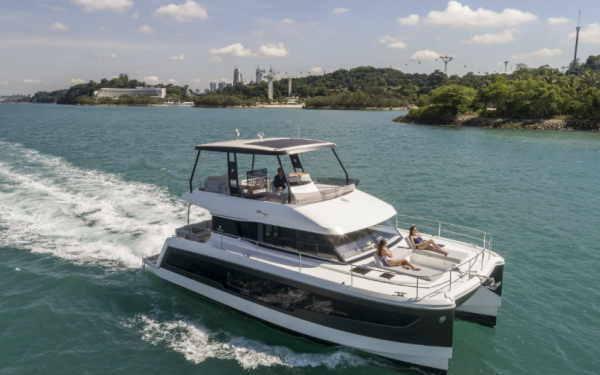 Fountaine Pajot MY5 - Yacht Charter Caribbean