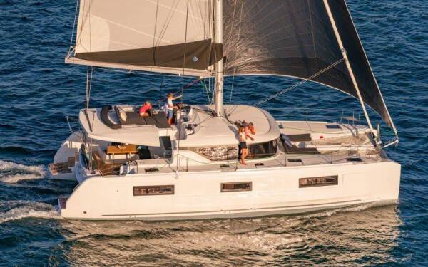 Lagoon 46 - Yacht Charter Caribbean