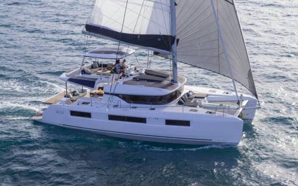 Lagoon 51 - Yacht Charter Caribbean