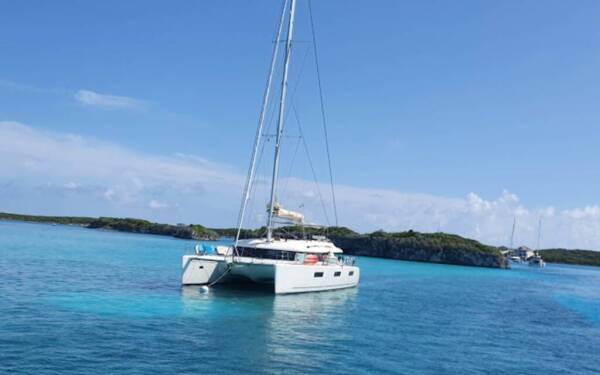 Lagoon 620 - Yacht Charter Caribbean